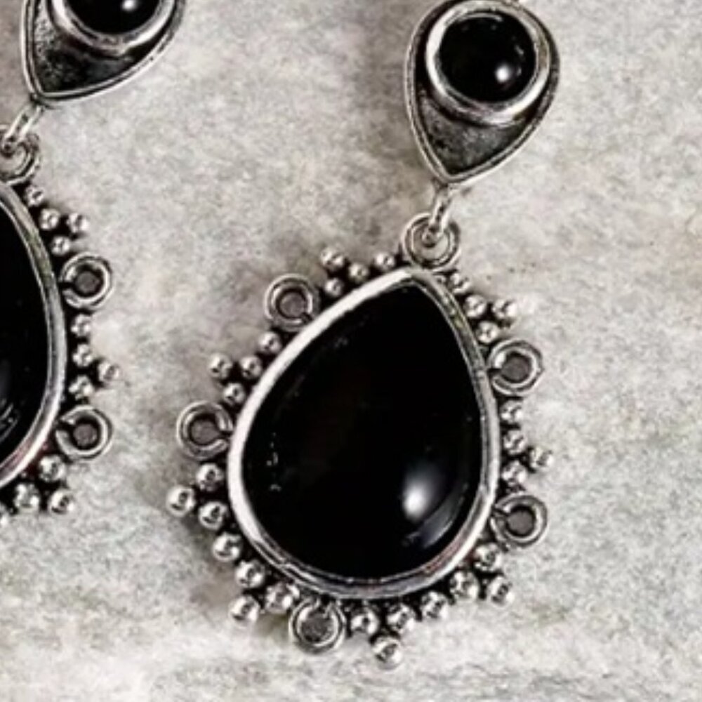 Vintage Tribal Black & Silver Drop Dangle Earrings - Picture 3 of 3